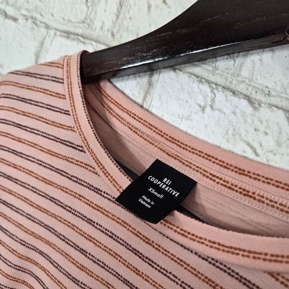 REI Cooperative cute stripe tee - Picture 6 of 11